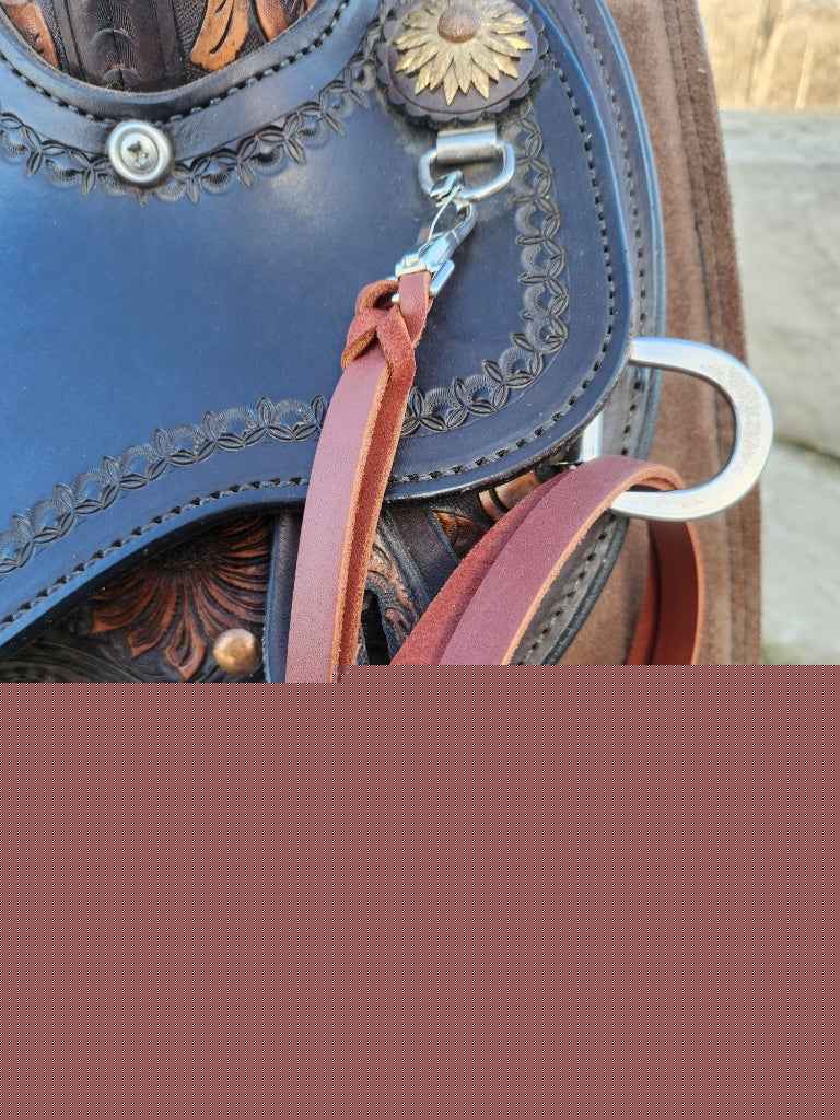 Chestnut Latigo Saddle Strings (Pair)