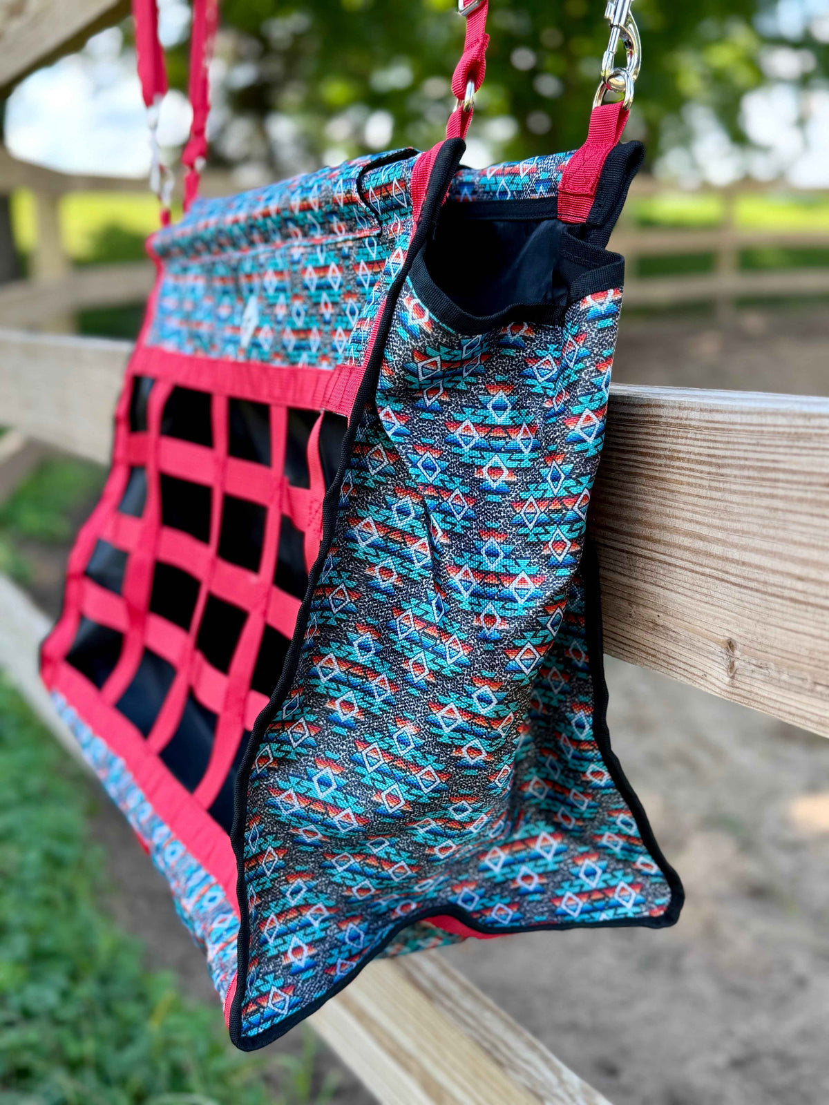 Slow Graze Hay Bag - Winslow Aztec | WhinneyWear