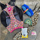 Bi monthly WhinneyPack horse subscription box with equestrian tack and treats

WhinneyWear themed horse subscription box with barn gifts and exclusive tack

Horse owner gift box with treats, tail bag, and equestrian surprises