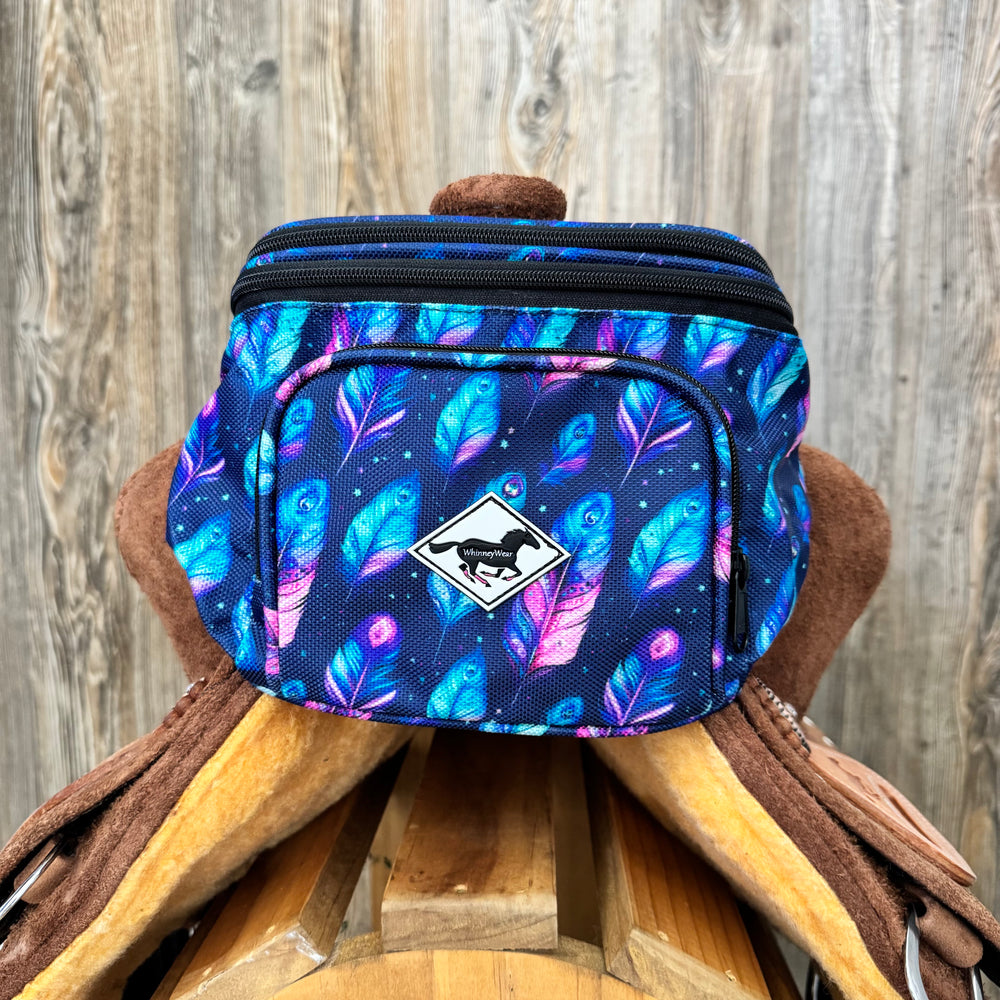 Galaxy Feathers 2.0 Pommel Pack – Saddle Pommel Bag | WhinneyWear