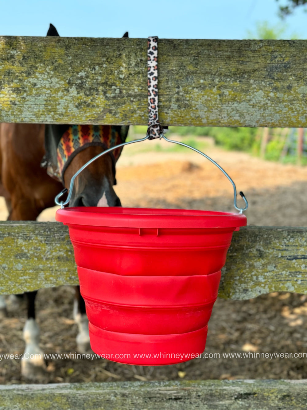 BOSS™ Bucket - Red