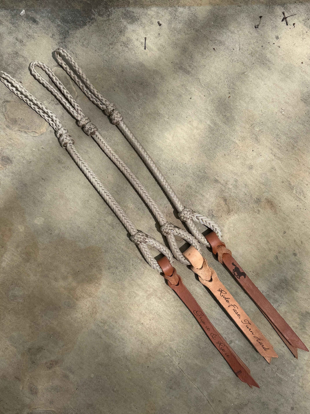Gold Hand Quirt: Assorted Motivational Saying