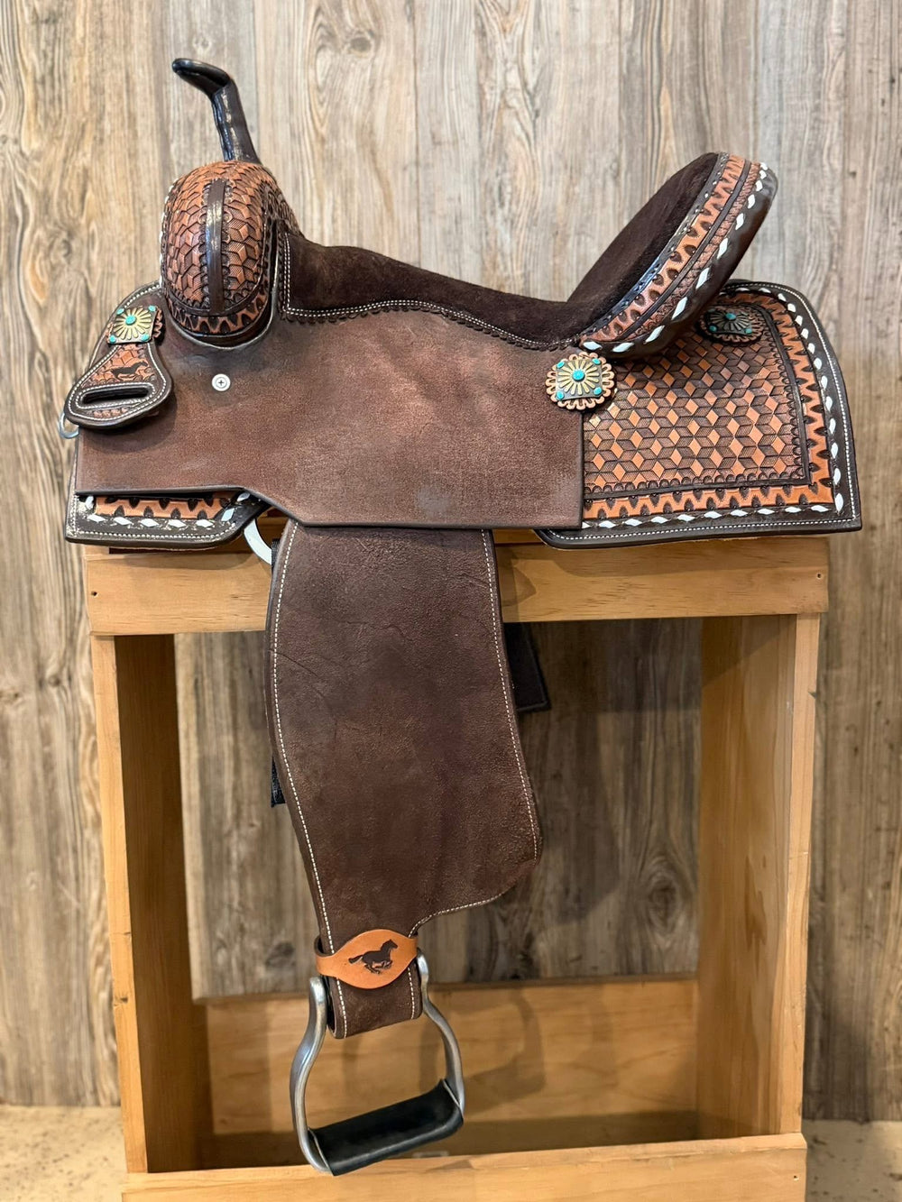 14.5” WhinneyLite Barrel Saddle - 6 3/4” Gullet