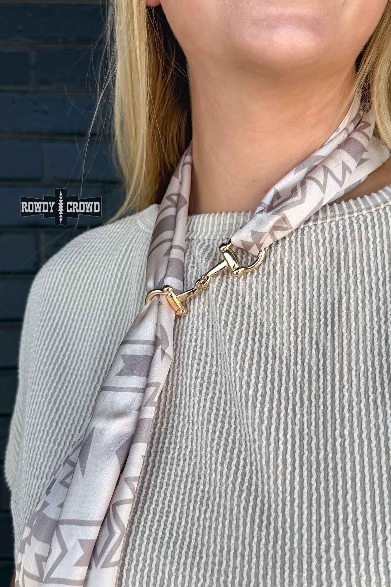 DS Snazzy Snaffle Scarf Slide