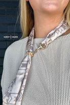 DS Snazzy Snaffle Scarf Slide