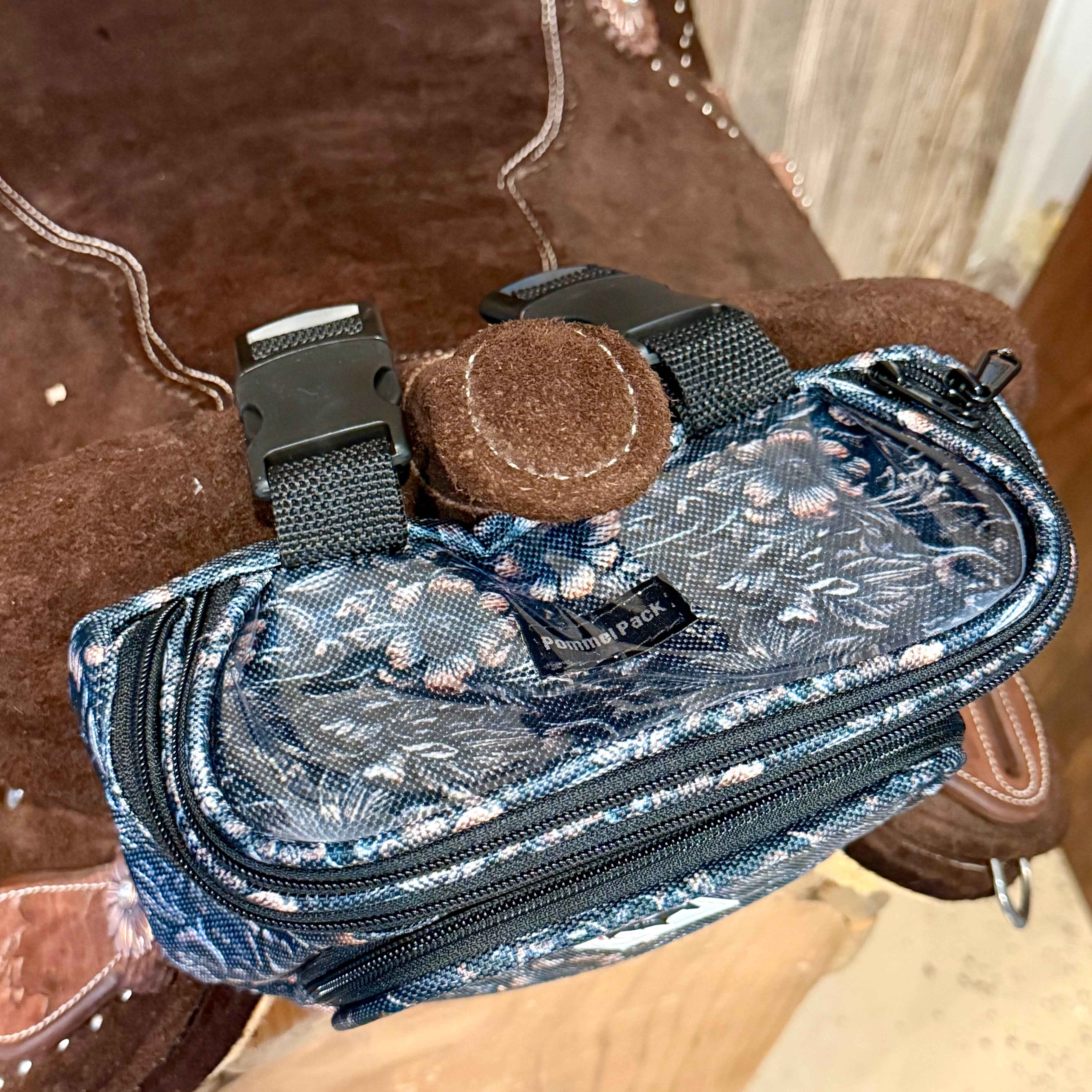 Tooled Leather Pommel Pack – Saddle Pommel Bag | WhinneyWear (JR HSRF)