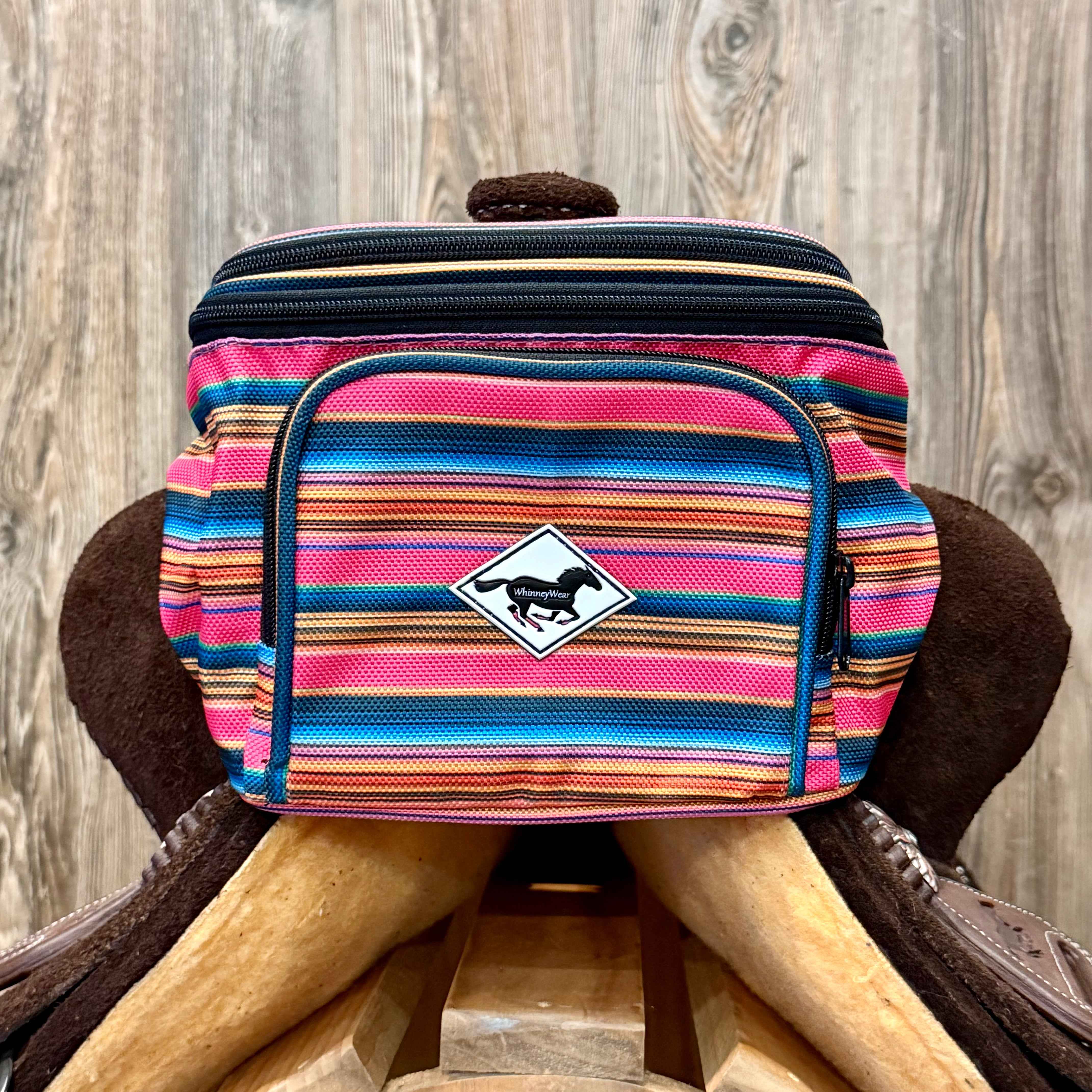 Neon Vaquero Pommel Pack – Saddle Pommel Bag | WhinneyWear (JR HSRF)