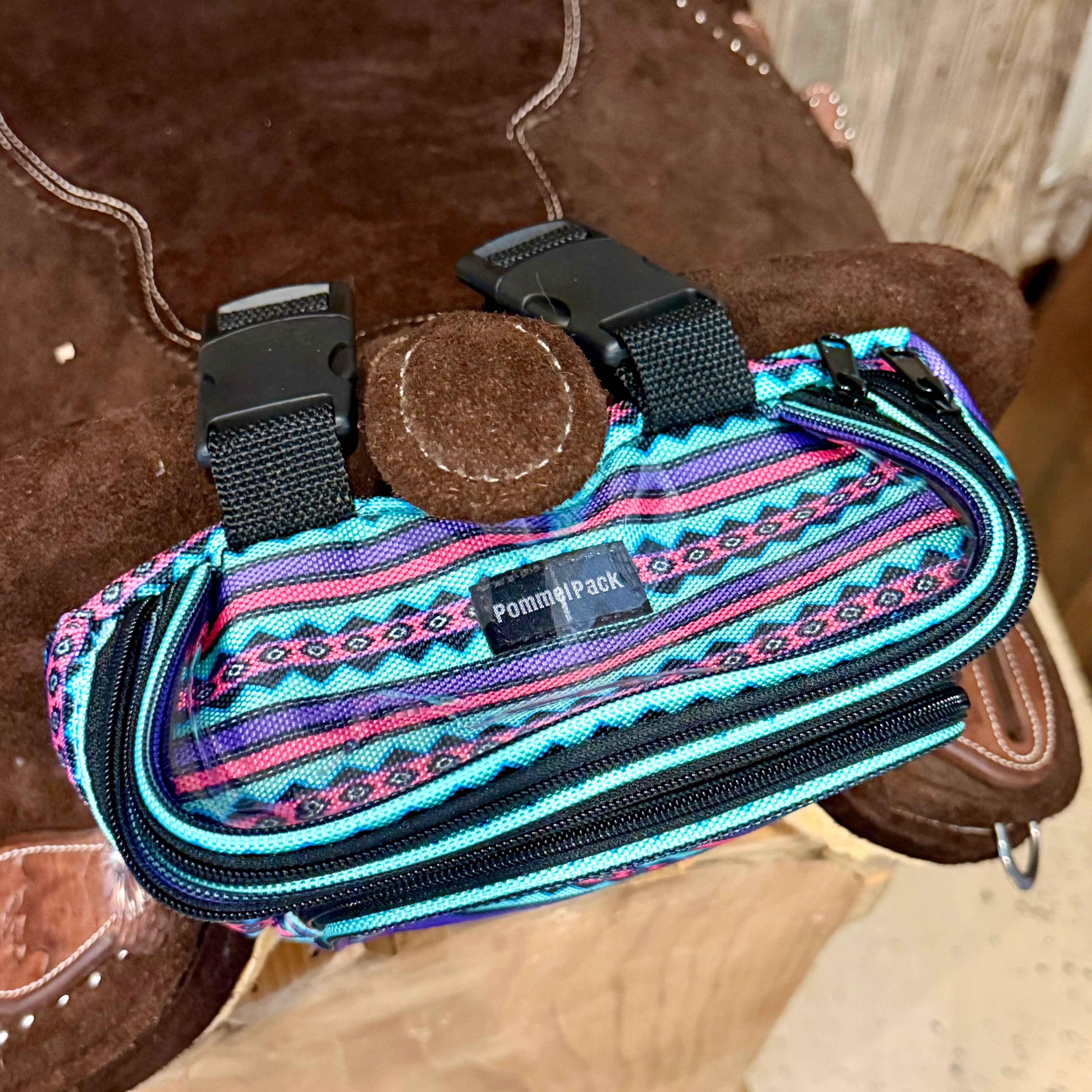 Retro Rodeo Pommel Pack – Saddle Pommel Bag | WhinneyWear (JR HSRF)