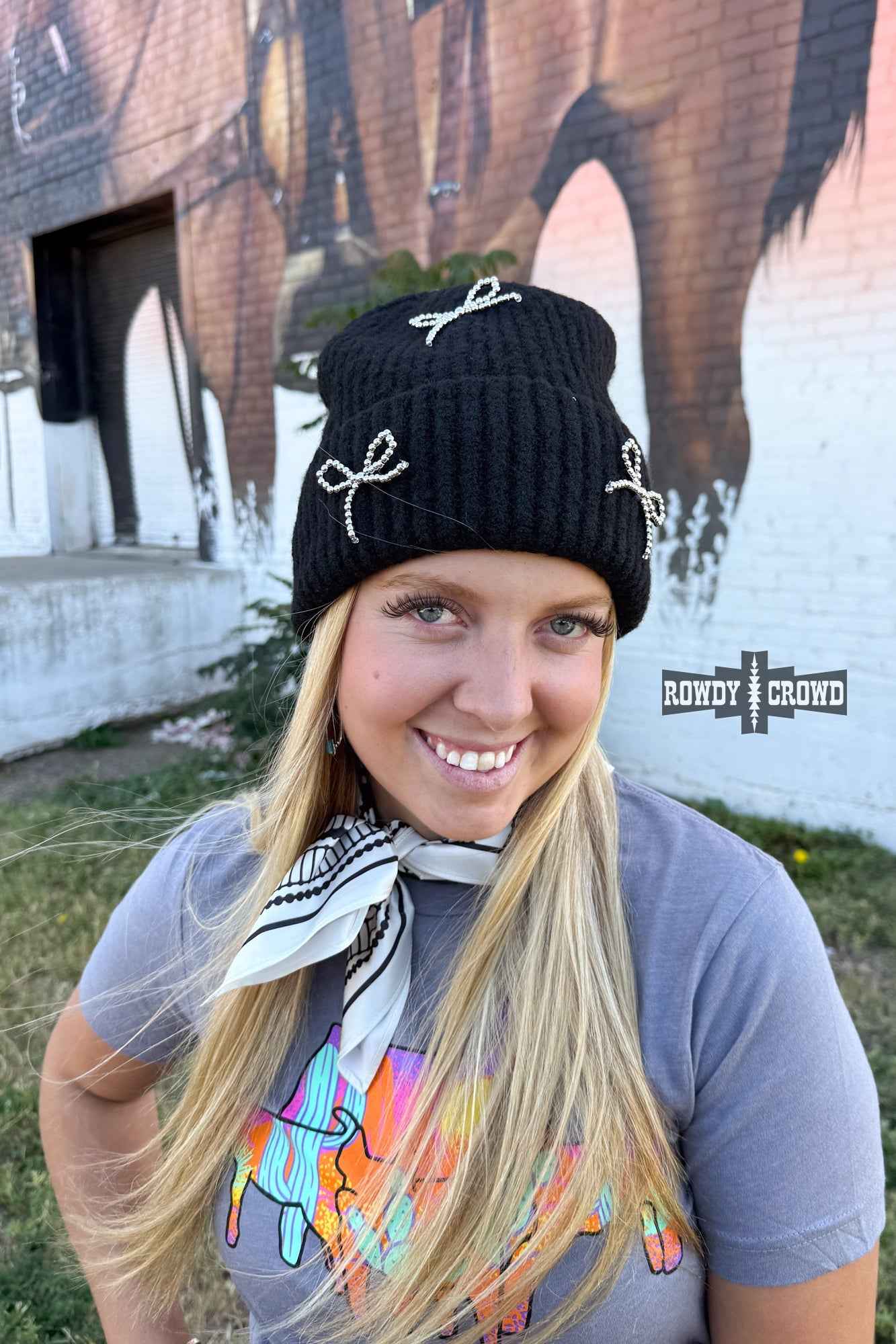 DS Bowtiful Beanie