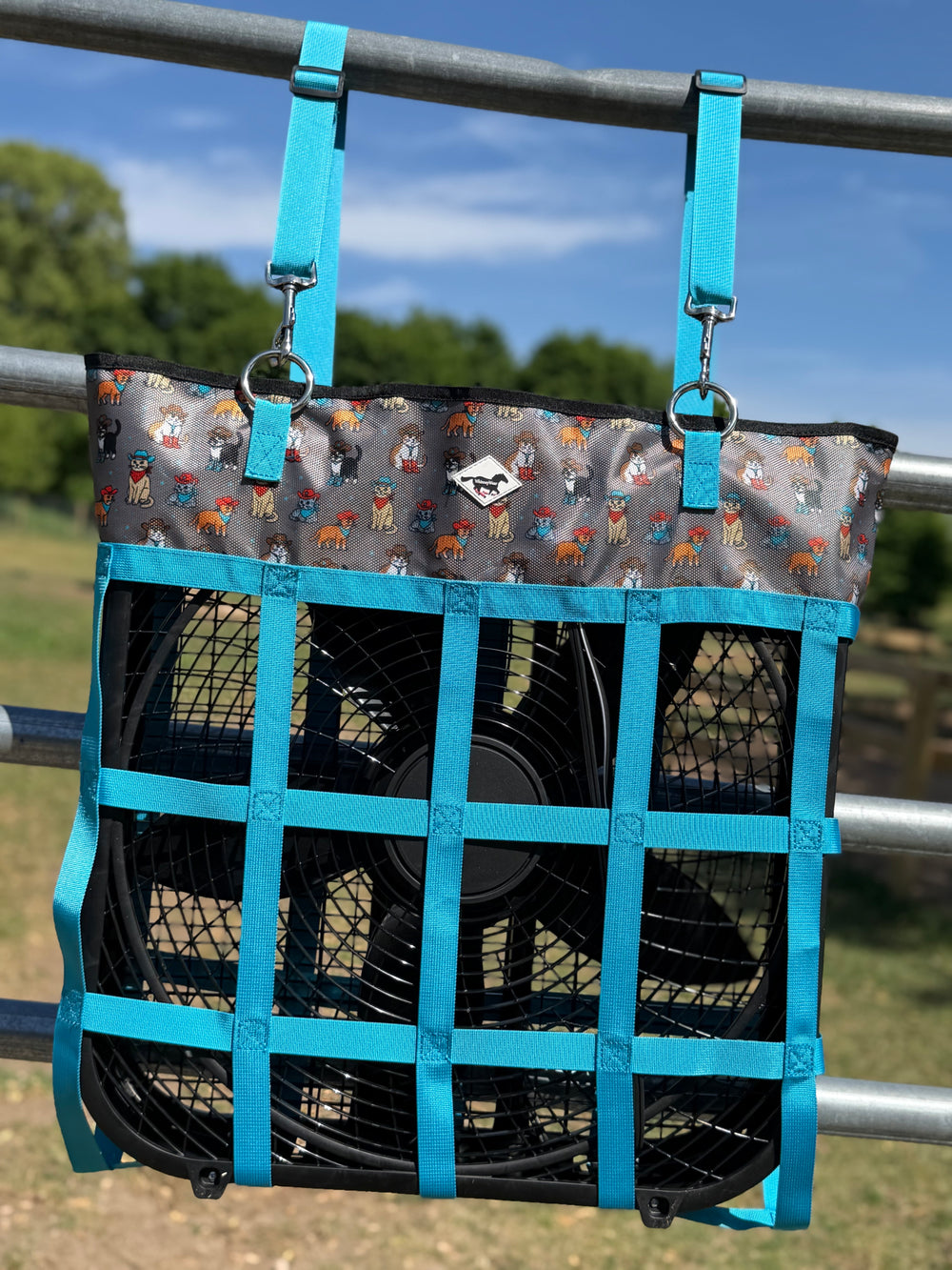 Barn Breeze Box Fan Bag – Meowdy Stall Fan Holder | WhinneyWear